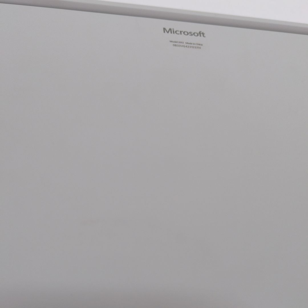 Surface Laptop Go2　KQ8-00017　PC00500051