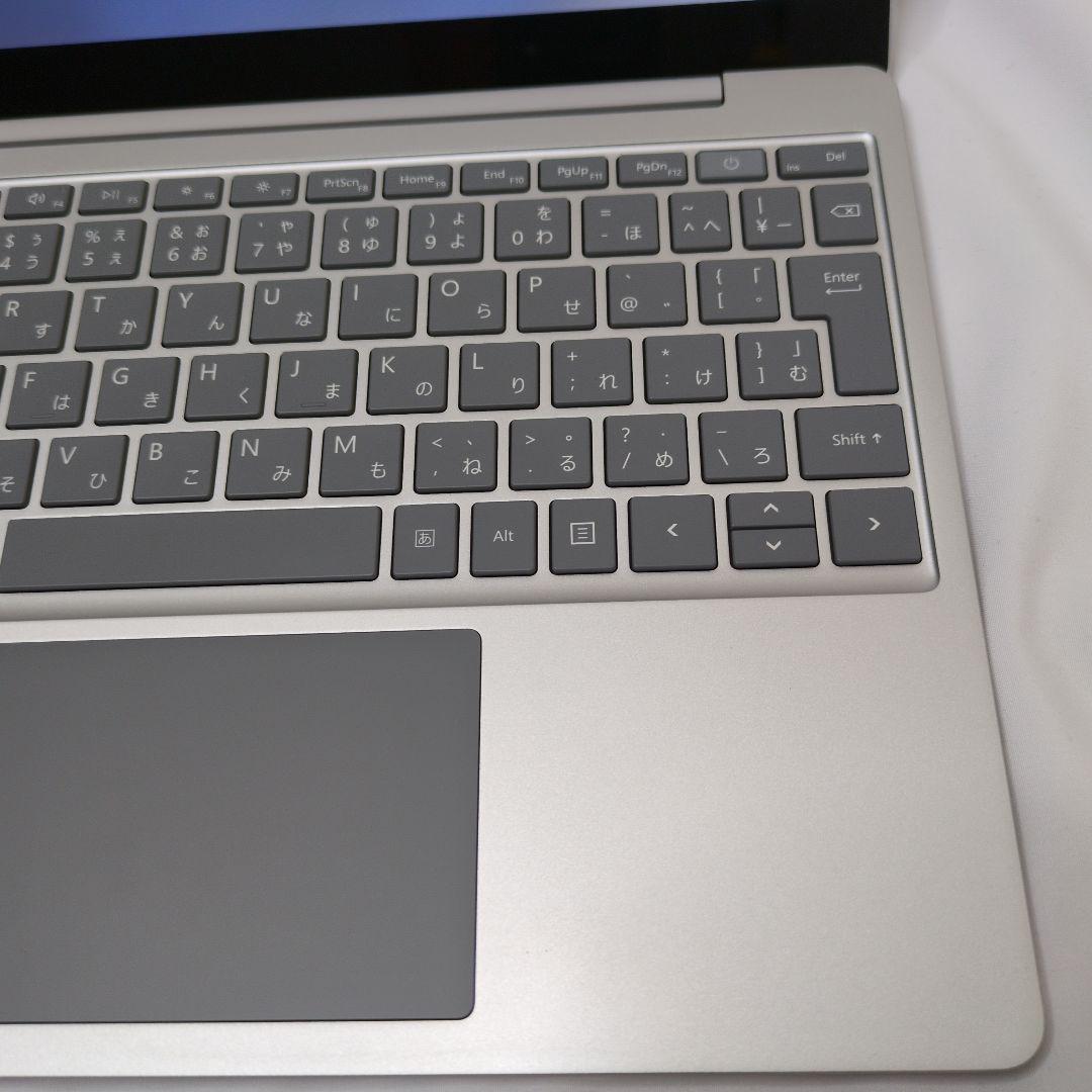 Surface Laptop Go2　KQ8-00017　PC00500051