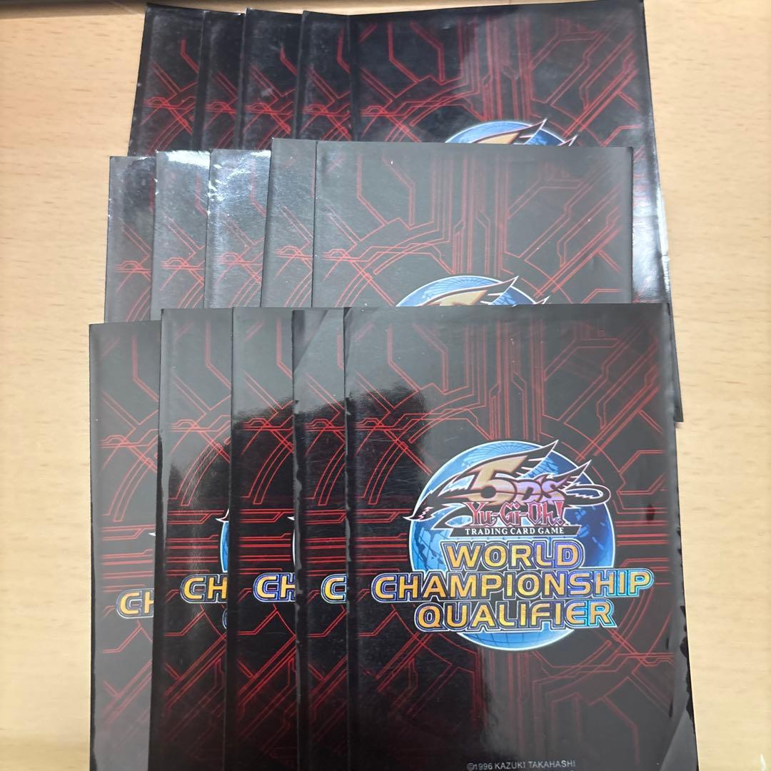 遊戯王　WCQ 2011 スリーブ　赤　15枚