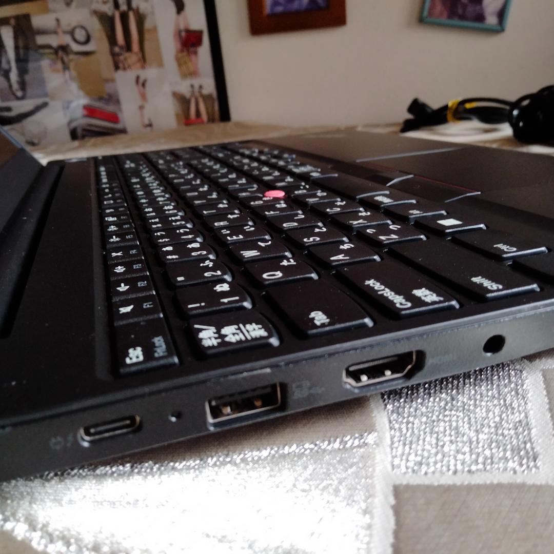 15インチ E15 11世代 i7 1165G7 256G FHD Lenovo