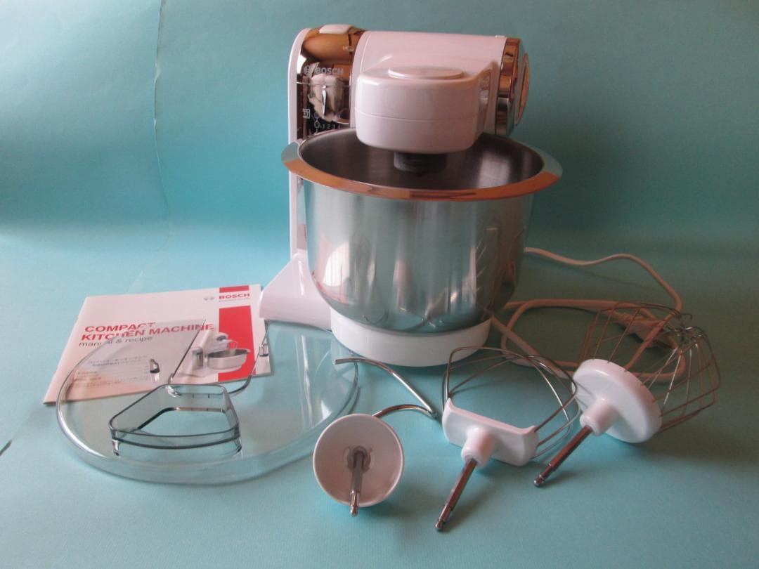 BOSCH　ボッシュコンパクトキッチンマシン　付属品元箱あり　パン・ケーキなどに