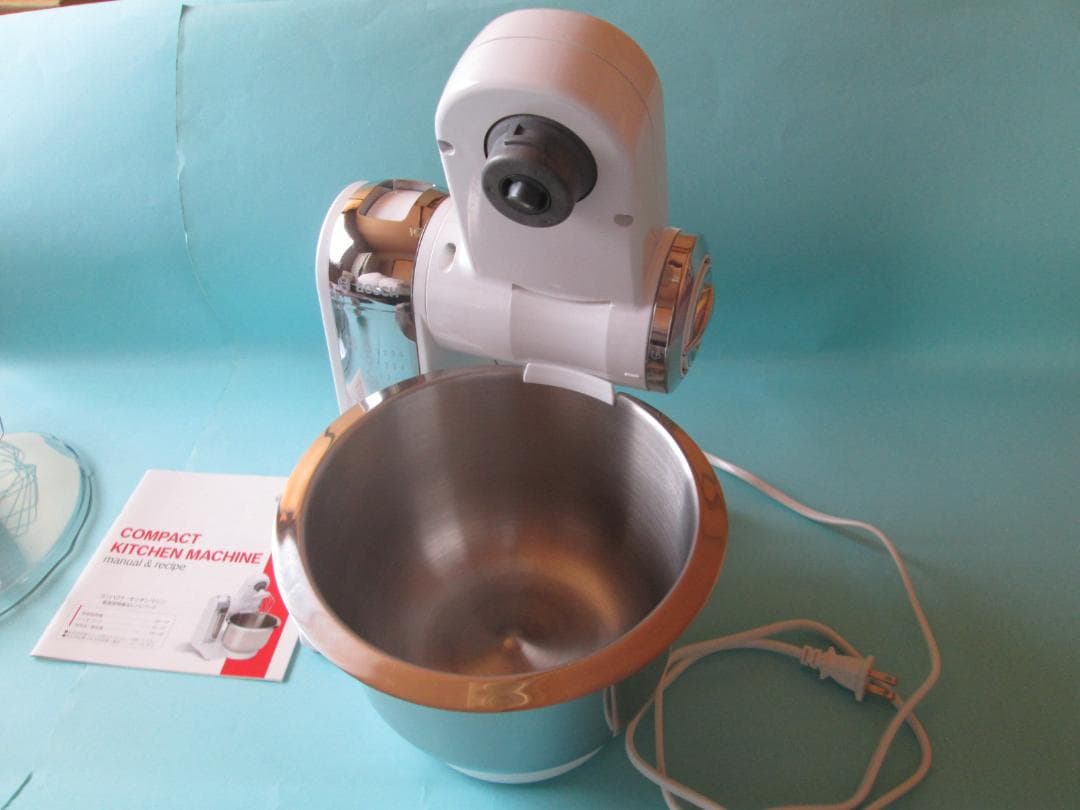 BOSCH　ボッシュコンパクトキッチンマシン　付属品元箱あり　パン・ケーキなどに