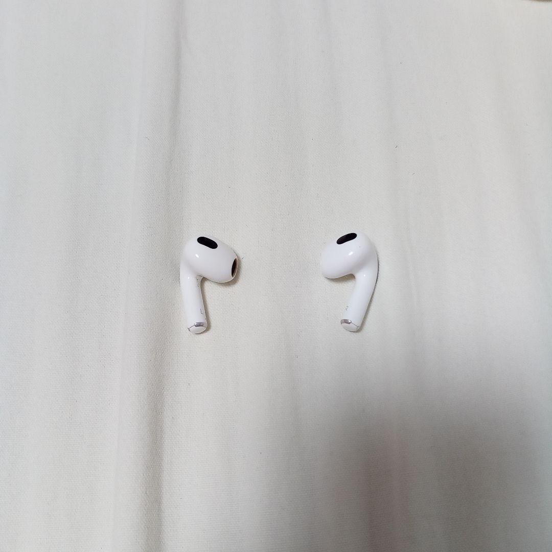 AirPods3本体 ホワイト充電ケース付き箱付き