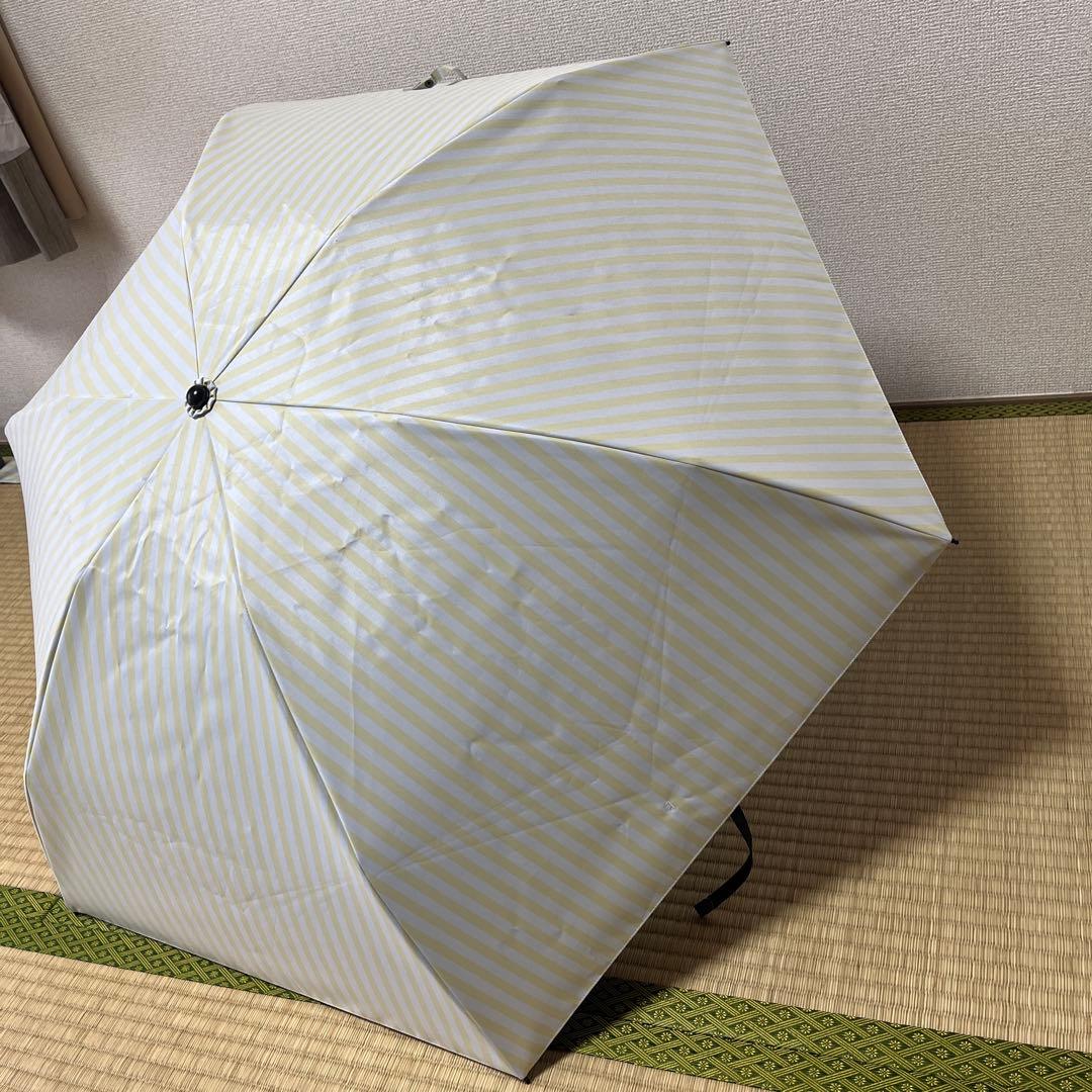 値下げ歓迎　サンバリア100 日傘３段折 イエローストライプ