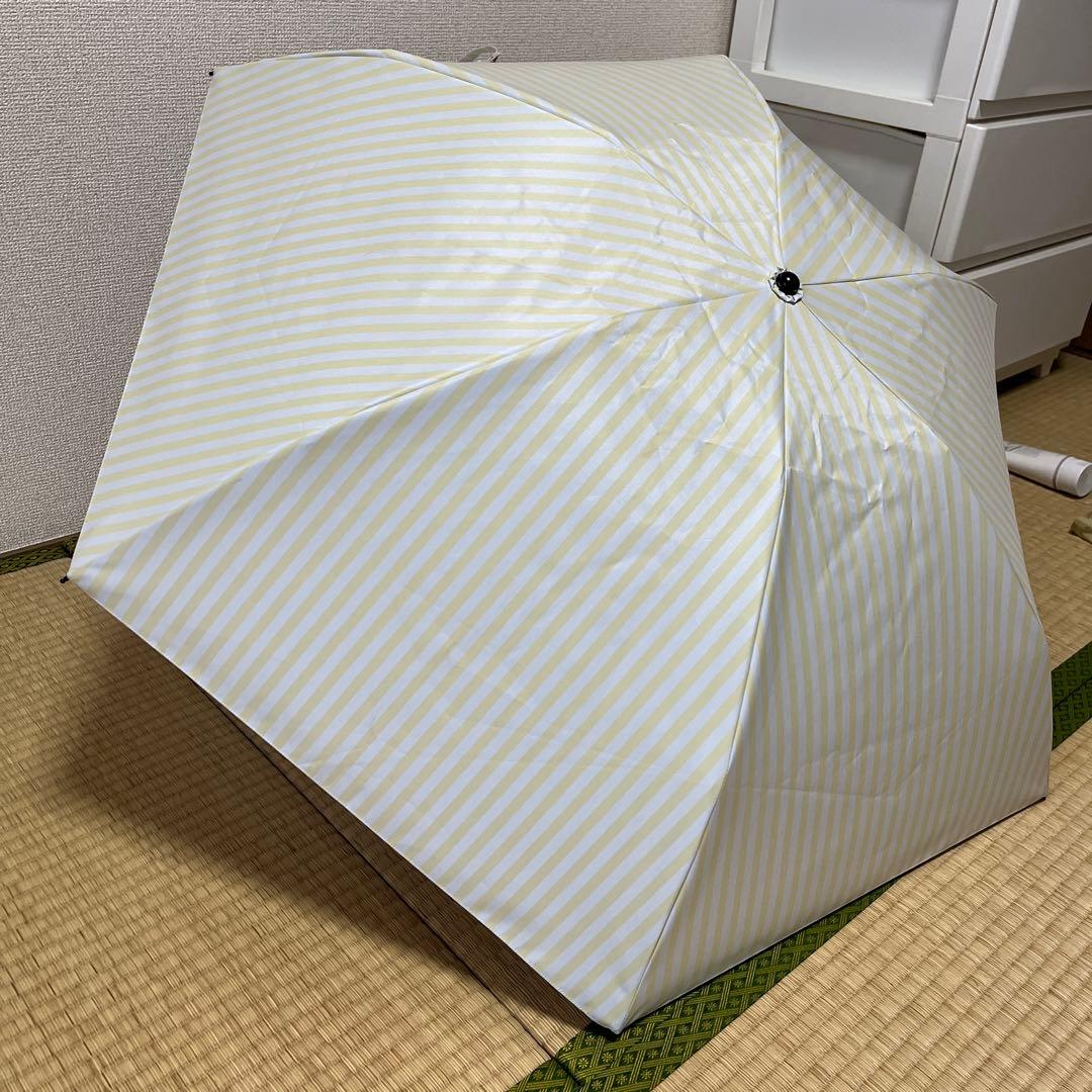 値下げ歓迎　サンバリア100 日傘３段折 イエローストライプ