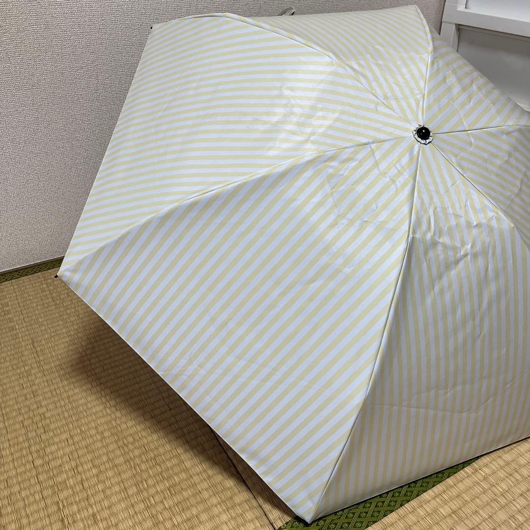 値下げ歓迎　サンバリア100 日傘３段折 イエローストライプ