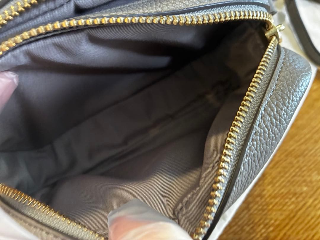 [美品] Tory Burch PERRY ミニショルダーバック