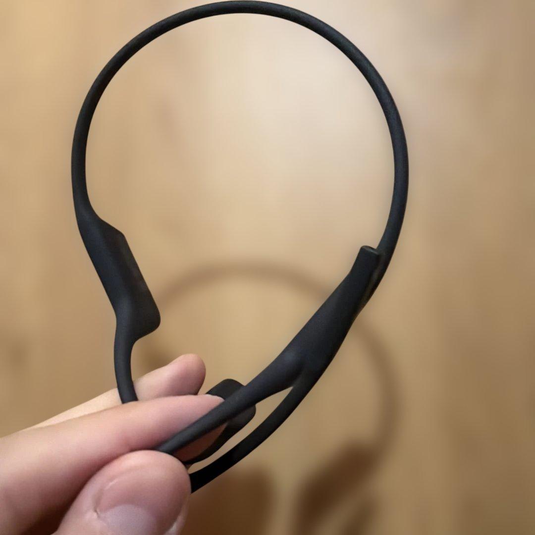 SHOKZ OPENCOMM 骨伝導イヤホン ブラック