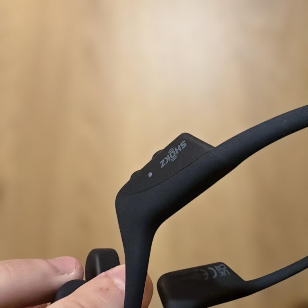 SHOKZ OPENCOMM 骨伝導イヤホン ブラック