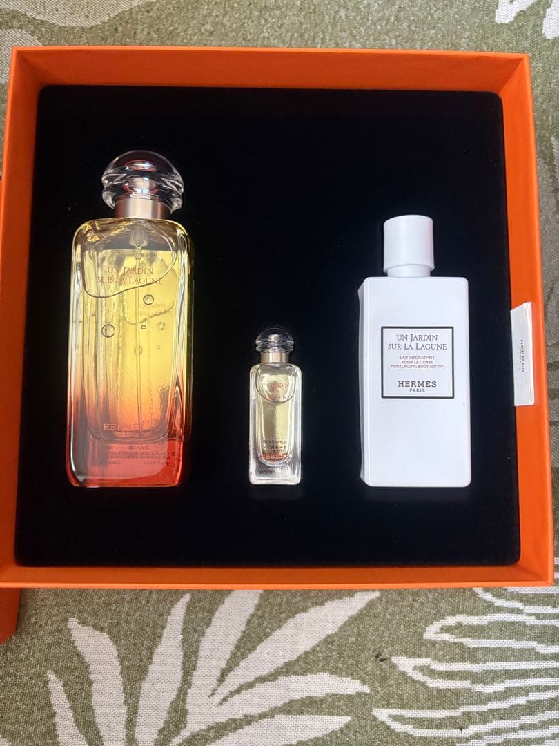 エルメス ラグーナの庭セット