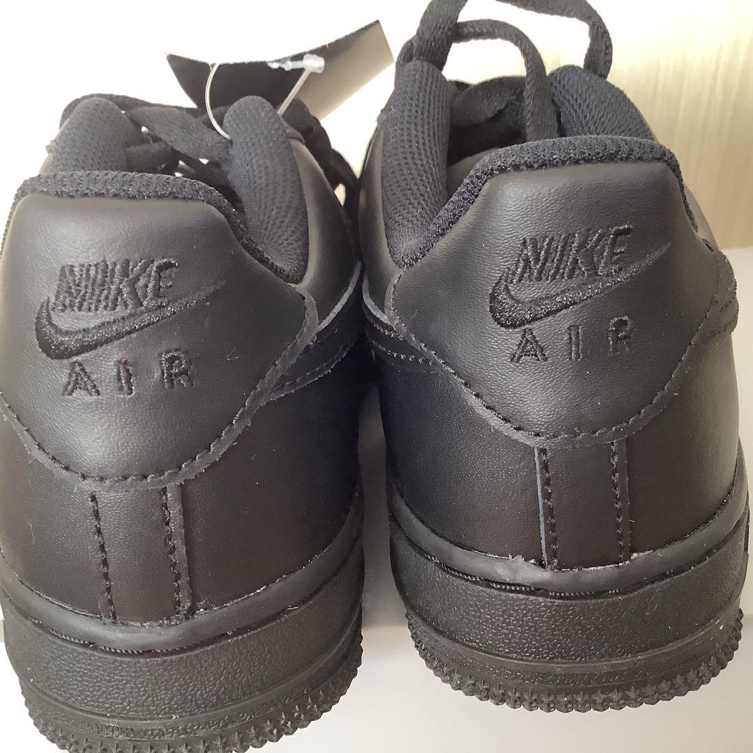 ナイキ エア フォース 1 LE GS ブラック　23.5cm