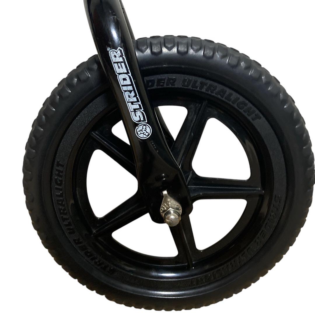 たっちゃんストライダースポーツモデル 12インチブラック正規品 人気カラー