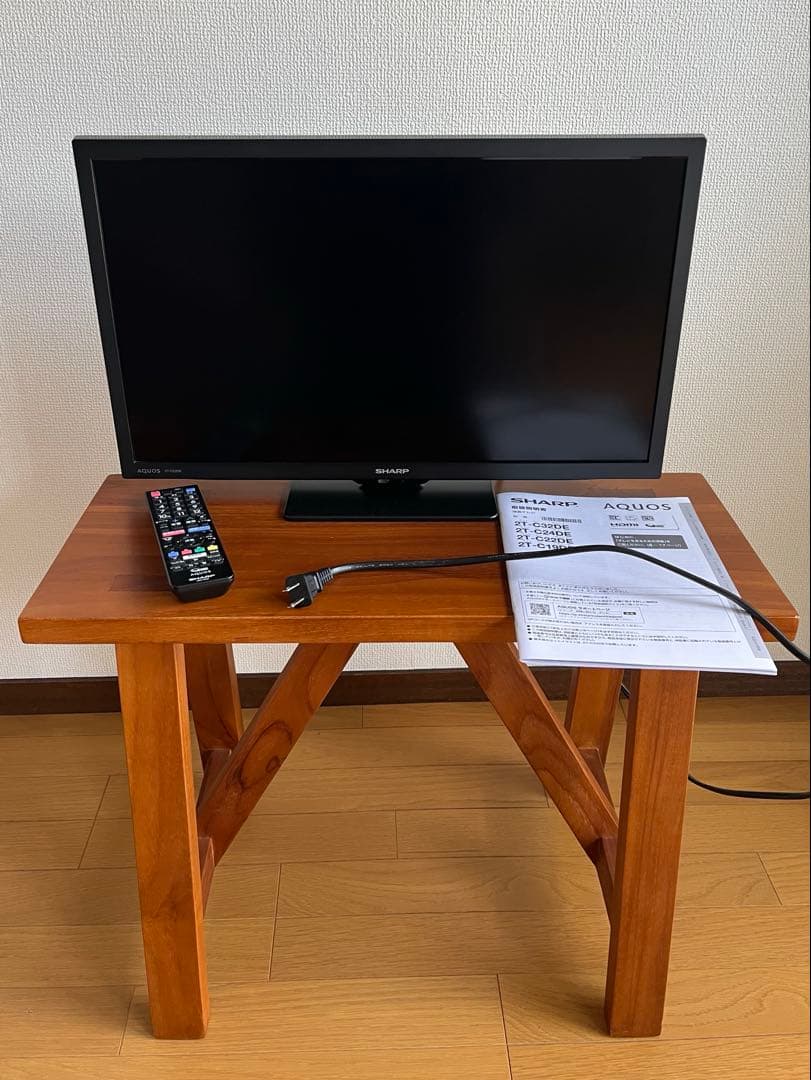 シャープ製液晶テレビ　22インチ　2T-C22DE-B
