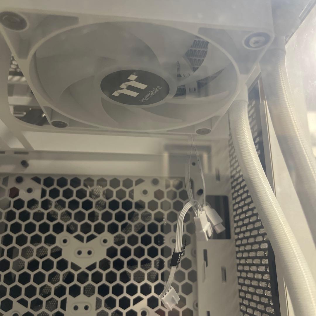 Thermaltake ホワイト ミニタワーケース