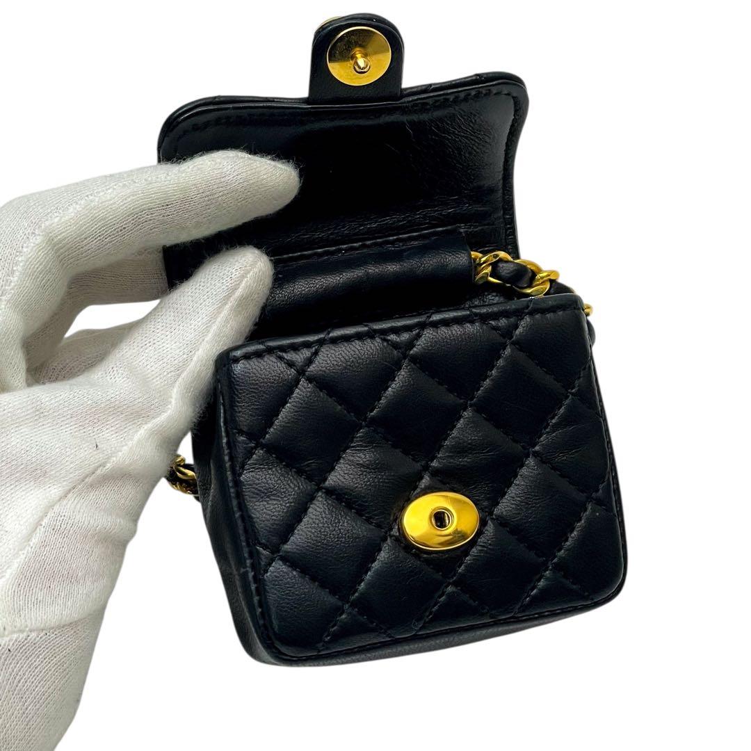 シャネル ラムスキン ミニ ミニ マトラッセ ショルダー バッグ チャーム 黒