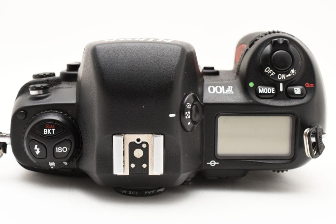 ニコン　Nikon F100 フィルムカメラボディ