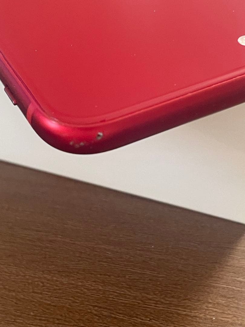 iPhone 8 (赤色) 本体