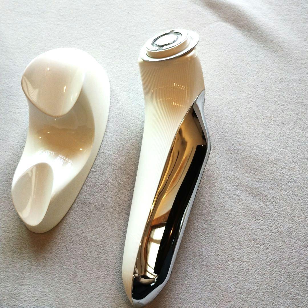 リファ　refa ビューテック　レイズ　ホワイト　定価41800円