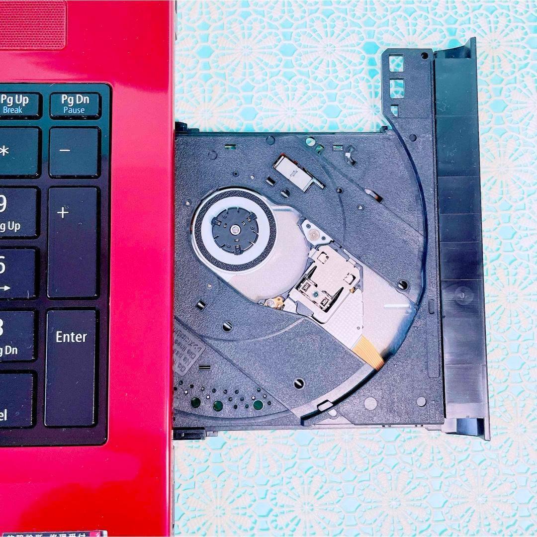 たっぷり大容量1TB✨️可愛い赤❣️薄型ノートパソコン✨️カメラ・テンキー付き事務作業