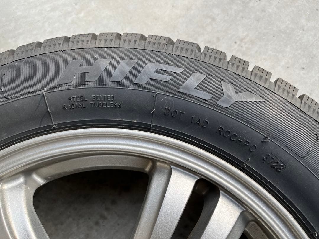 HIFLY 205/60R16 スタッドレス4本2023年製 トヨタ ノア