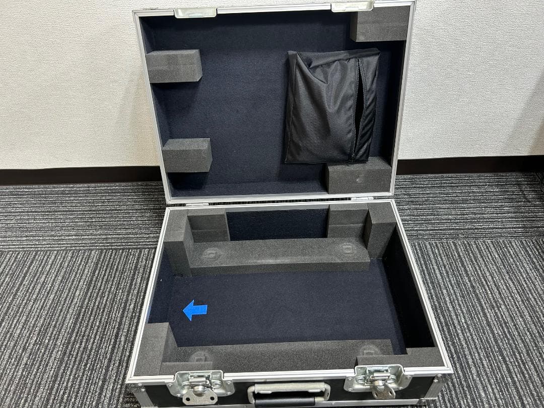 Pioneer CDJ-2000 (専用ケース付き) ②