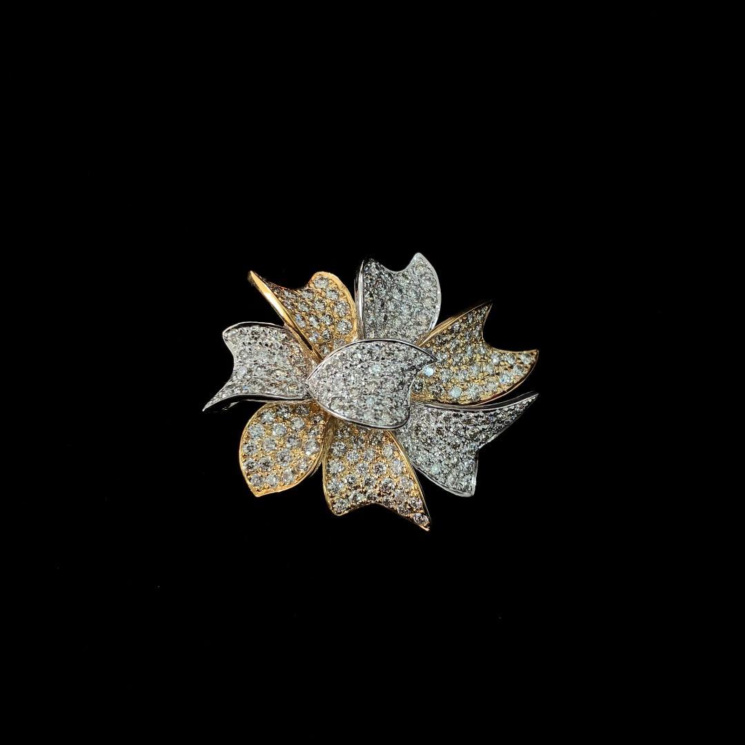 Mioya ！K18 豪華 ダイヤモンド 花びらモチーフ ブローチ