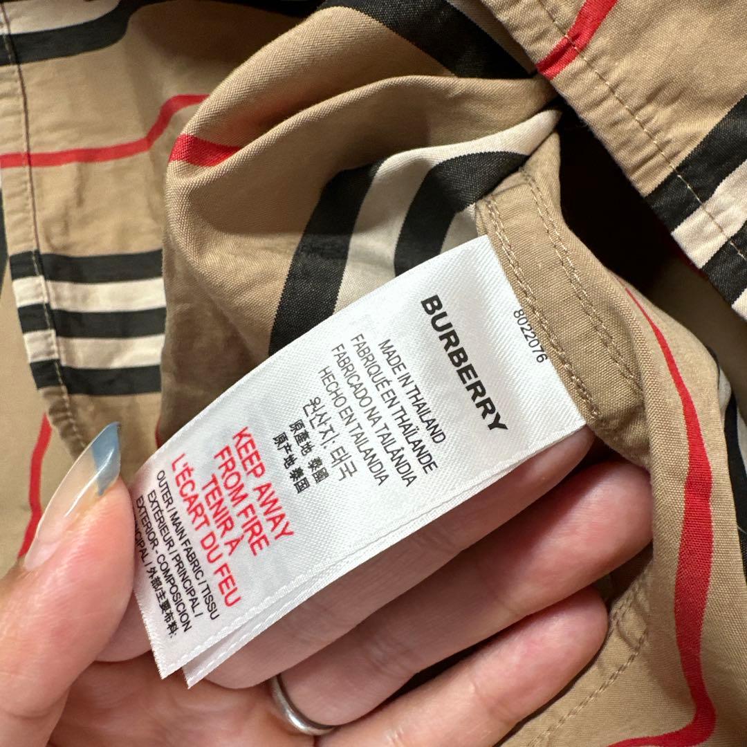 【美品】BURBERRY アイコンストライプシャツ　116 人気　現行タグ
