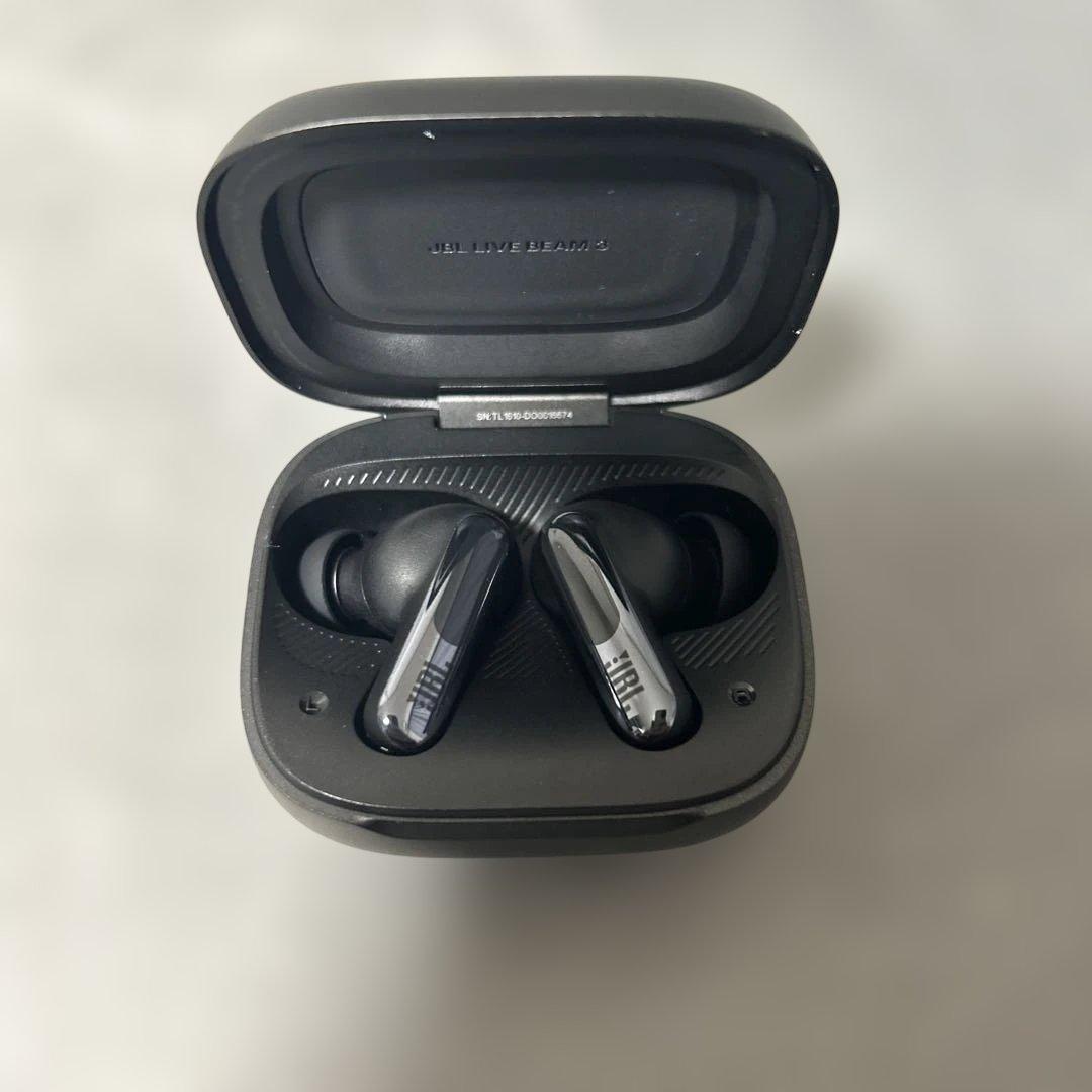 イヤホン JBL Live Beam 3