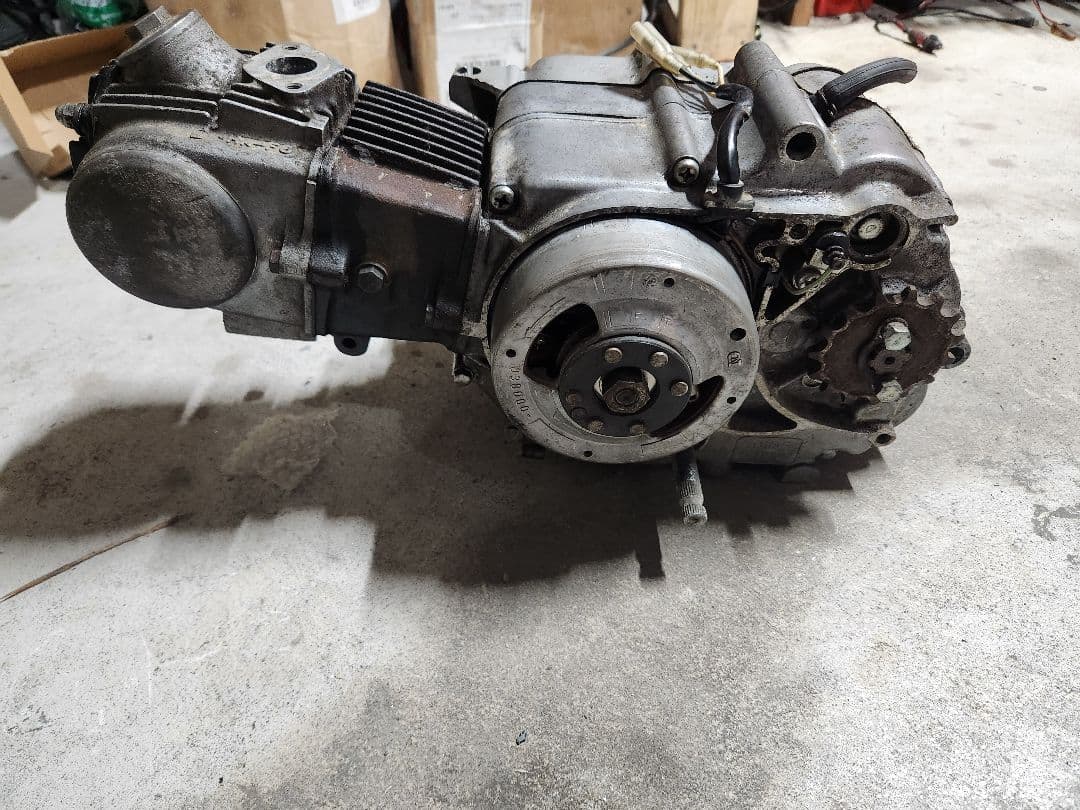 ホンダ　ダックス　エンジン　ST50