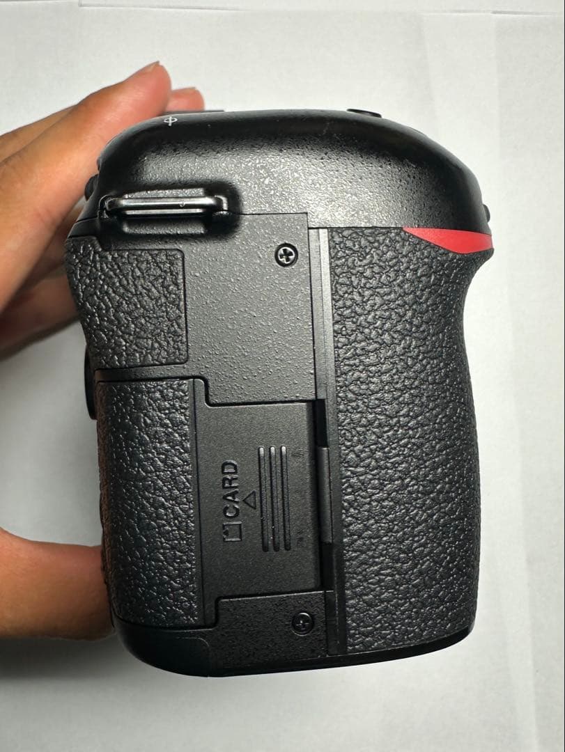 【6/16まで】Nikon D7500 一眼レフ カメラ 充電器・バッテリー付き