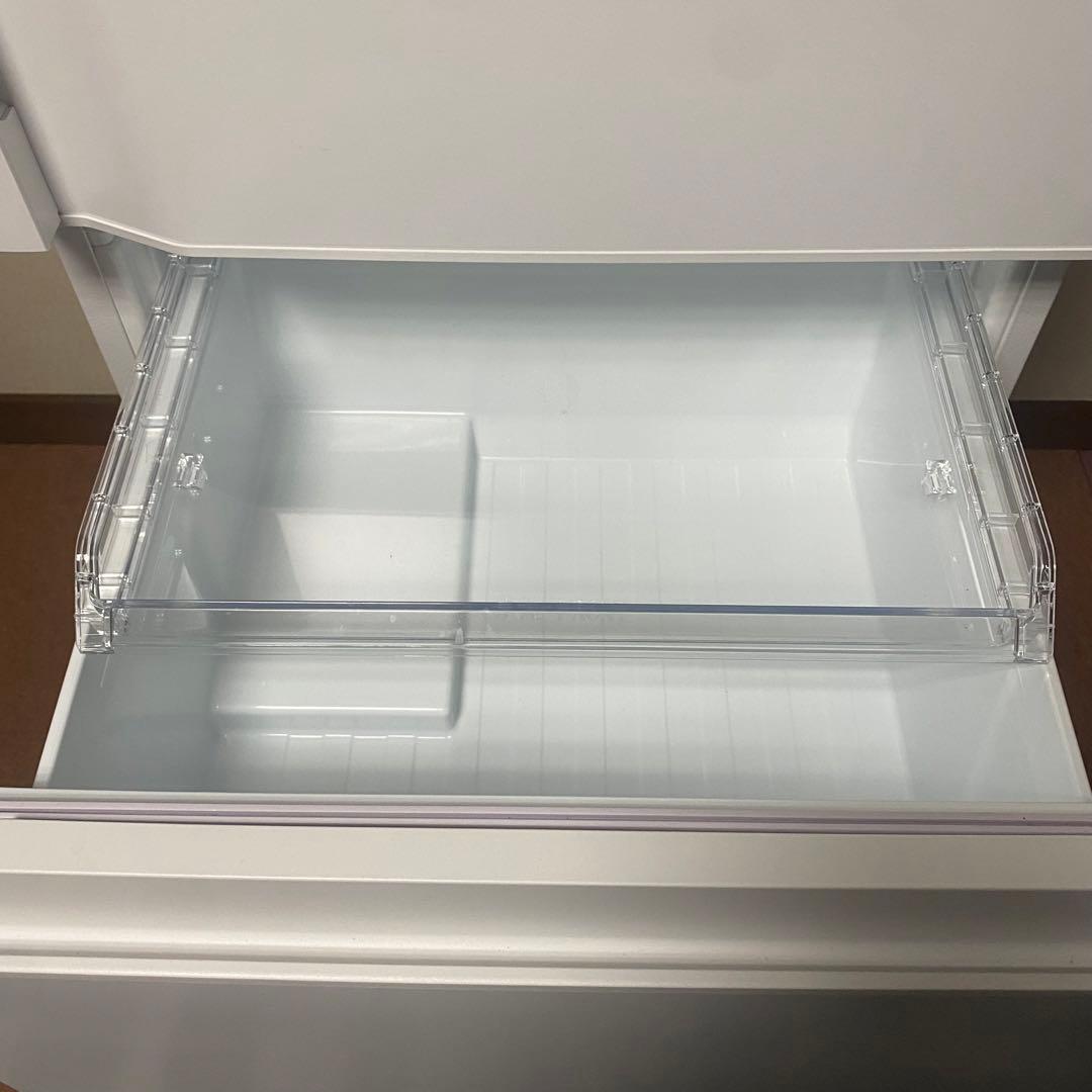 2025年製 TOSHIBA 冷凍冷蔵庫 GR-W33SC 326L 自動製氷