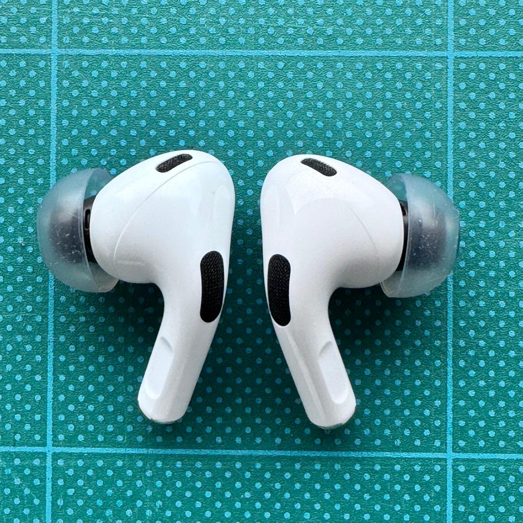 【美品・正規品】AirPodsPro第2世代 Lightnig 2022年モデル