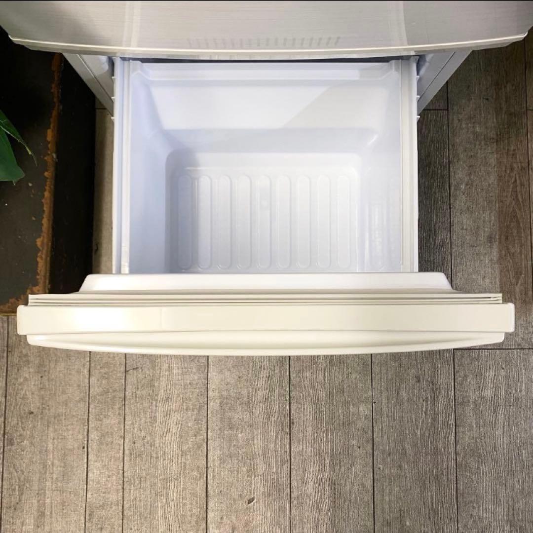 SHARP社☆2020年製メルカリだけど安心のキレイめ冷蔵庫