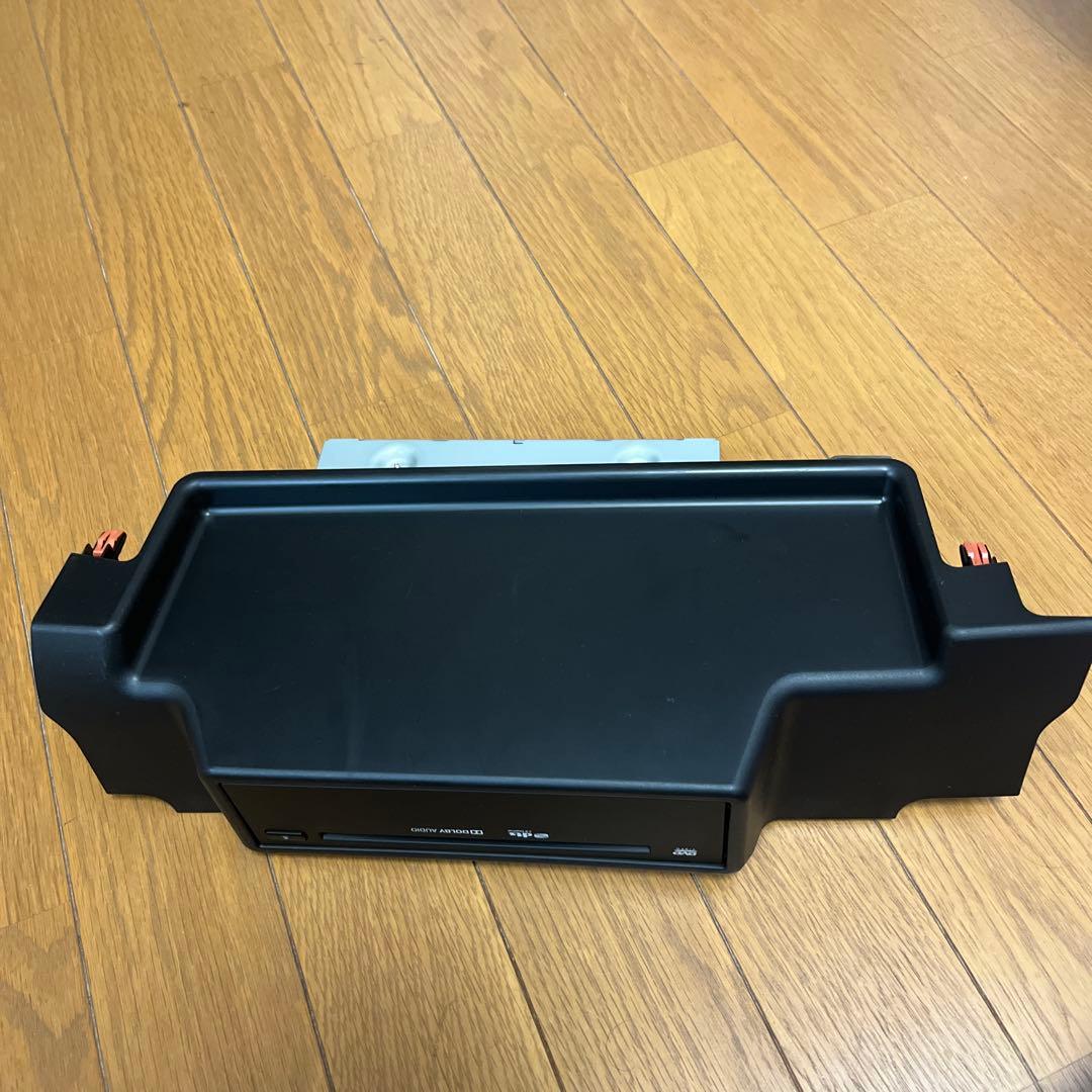 トヨタアルファード、ヴェルファイア用 CD／DVDデッキ86270-K0010