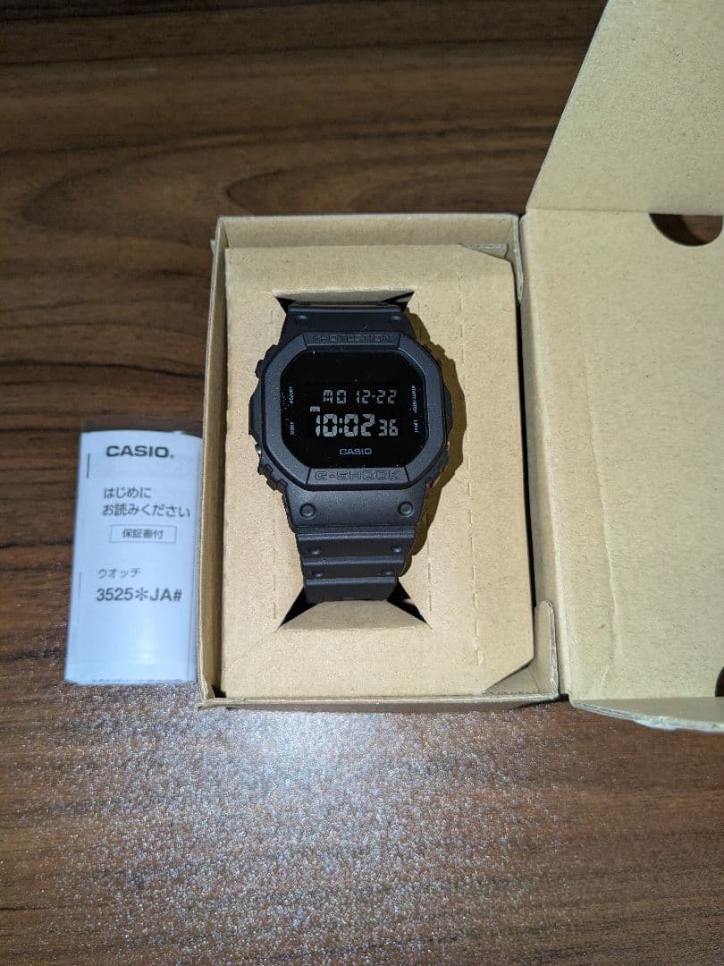 つ*！様 G-SHOCK ブラック腕時計 DW5600