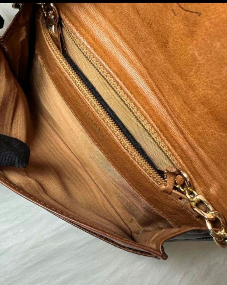 CHANEL シャネル　キャビアスキン　レザー　ブラック　黒　財布