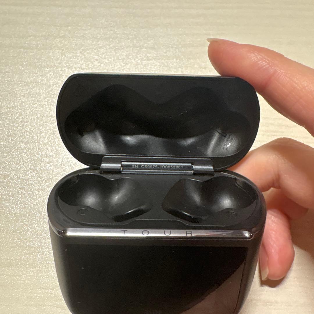 JBL TOUR PRO 3 ケース