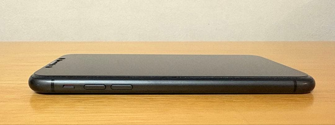 【美品】iPhone11 64GB ブラック SIMロック解除済