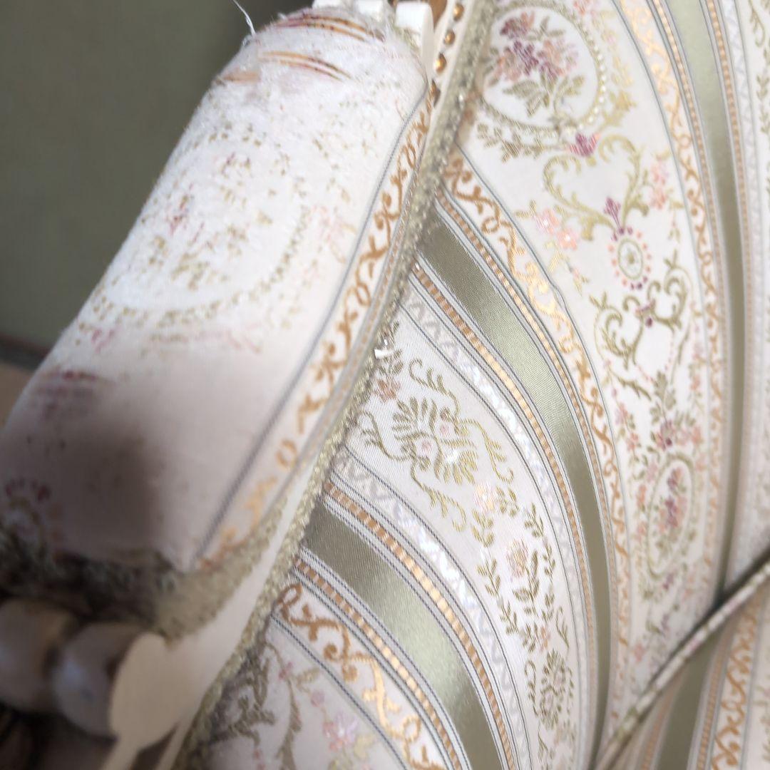 ロココスタイル アームチェア クリーム色