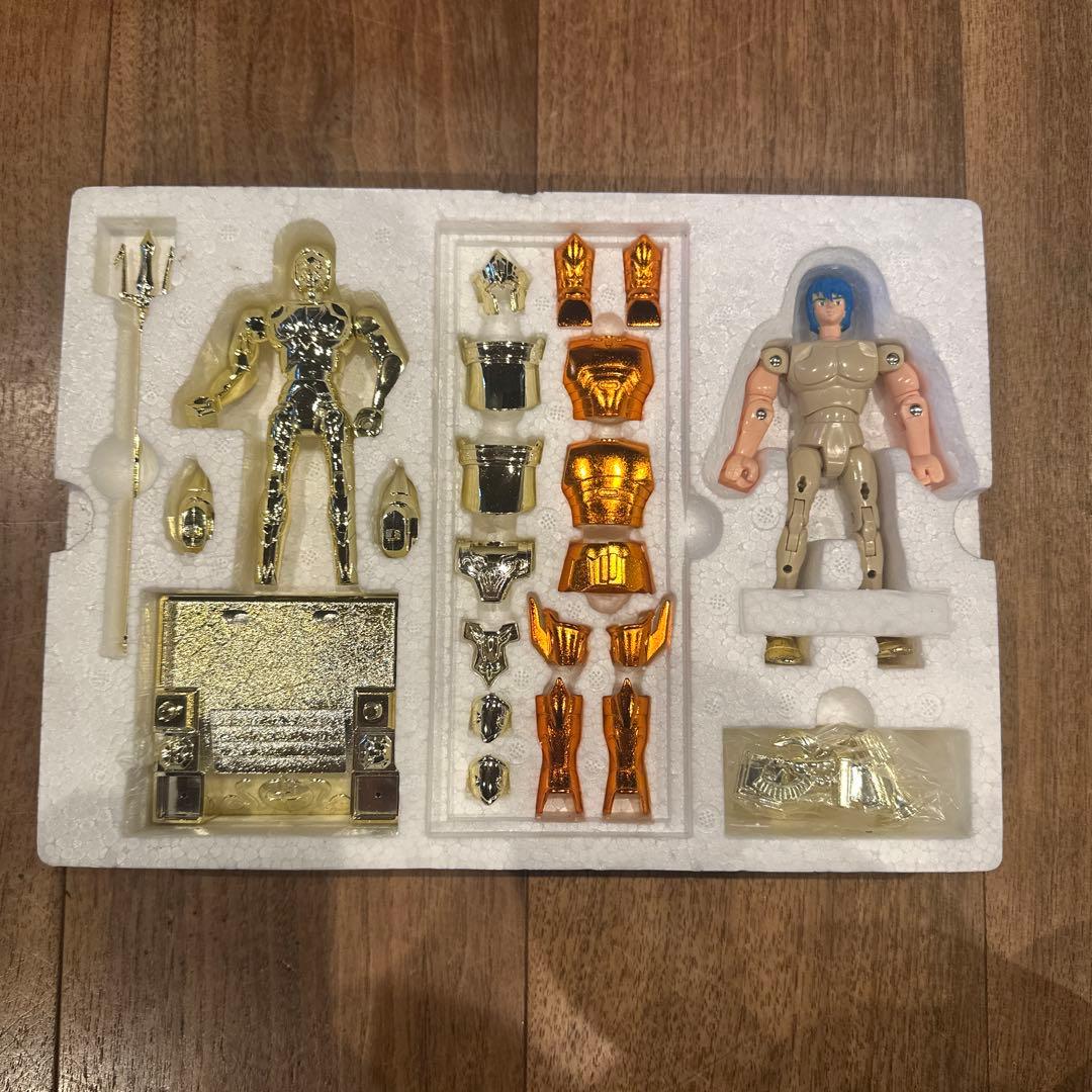 バンダイ 聖闘士星矢 ポセイドンフィギュア