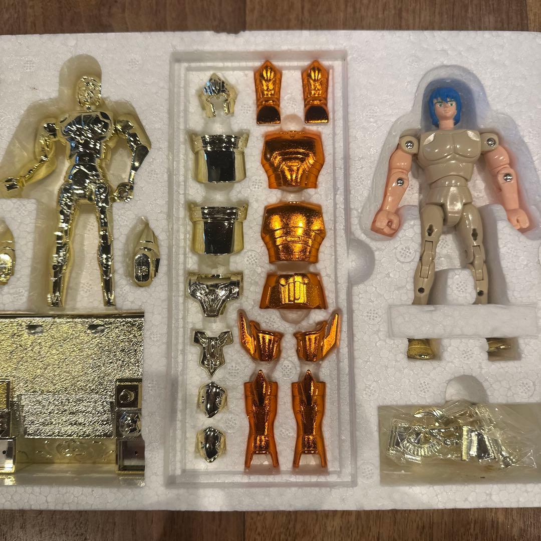 バンダイ 聖闘士星矢 ポセイドンフィギュア