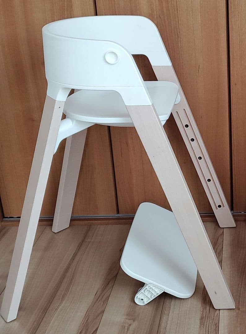 ストッケ　ステップス　チェアー　ホワイトウォッシュ