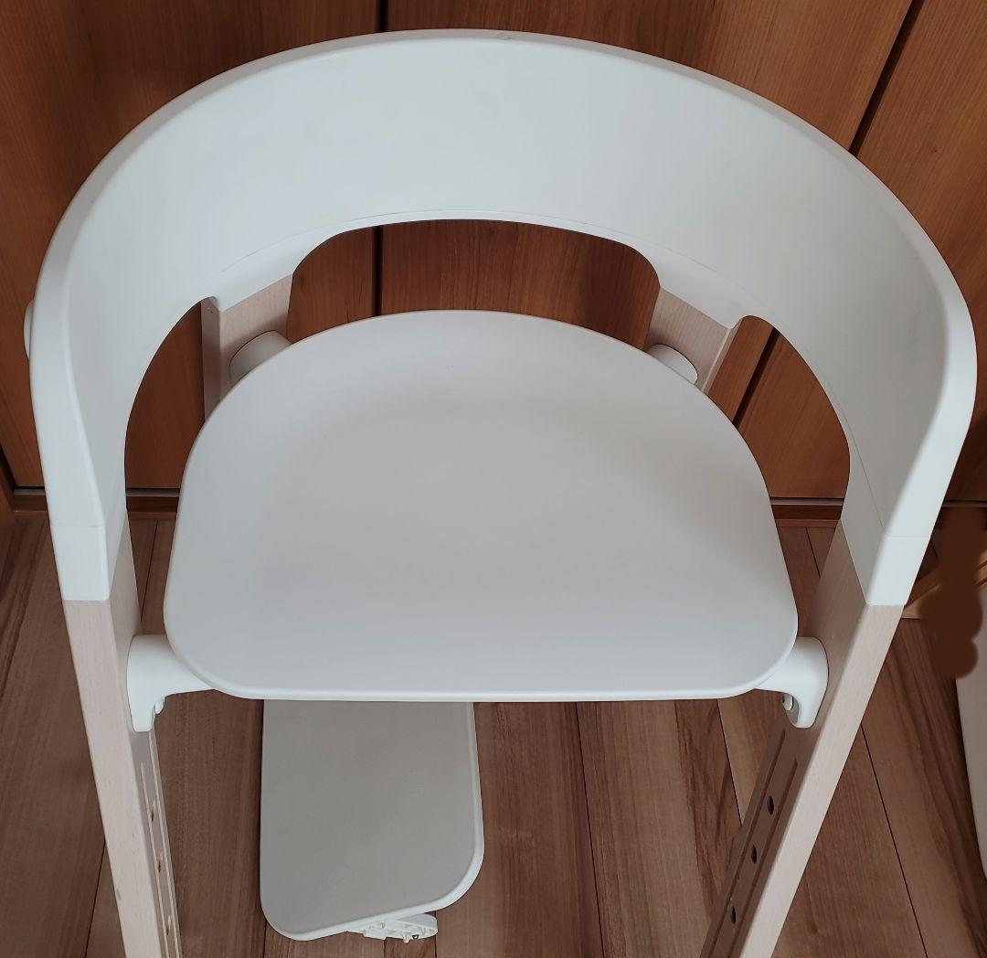 ストッケ　ステップス　チェアー　ホワイトウォッシュ