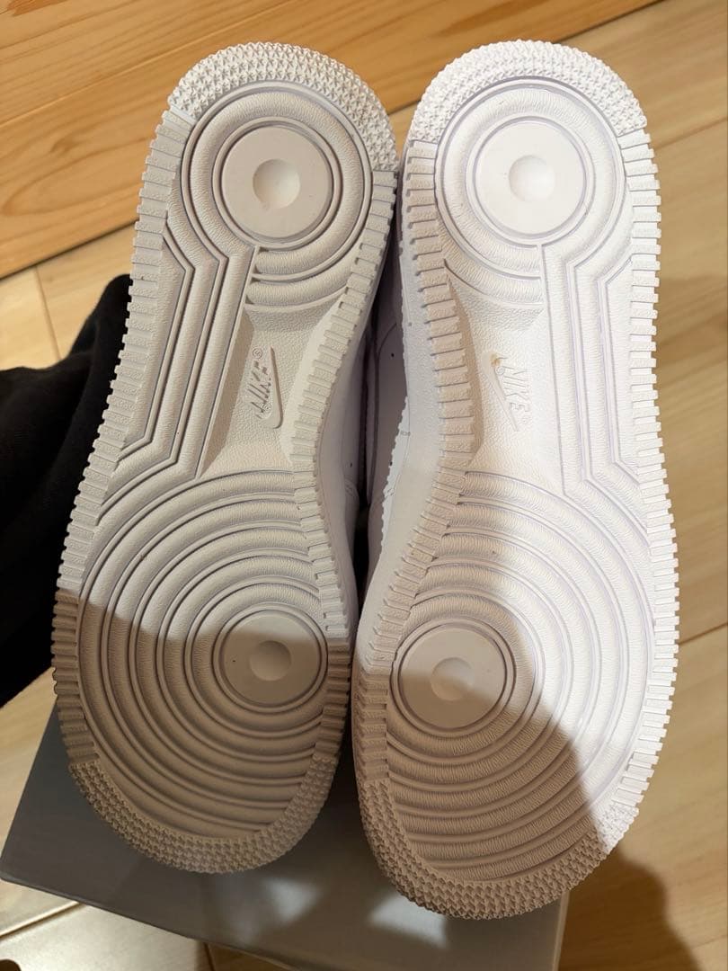 ナイキ エア フォース 1 LE ジュニアシューズ　24㎝