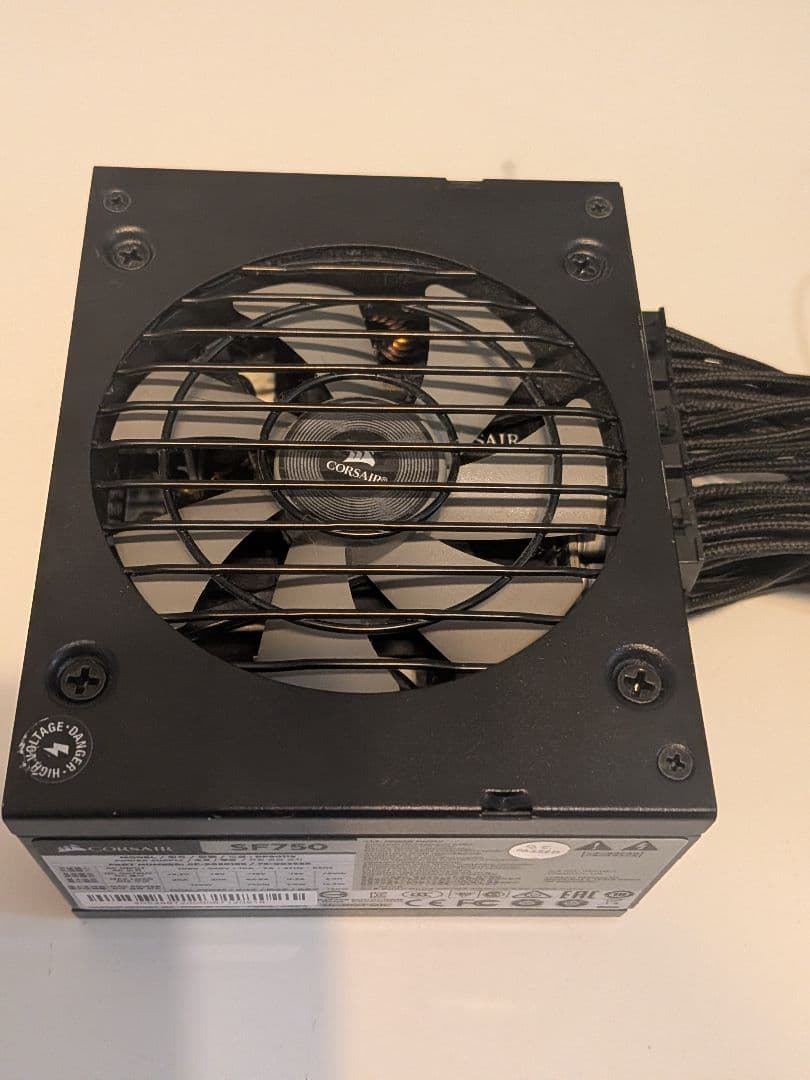 SFX電源 Corsair SF750 PLATINUM（箱無し）