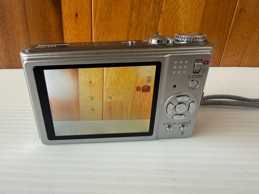 デジタルカメラ Panasonic LUMIX DMC-ZX1(a38)