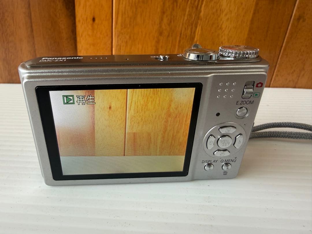 デジタルカメラ Panasonic LUMIX DMC-ZX1(a38)