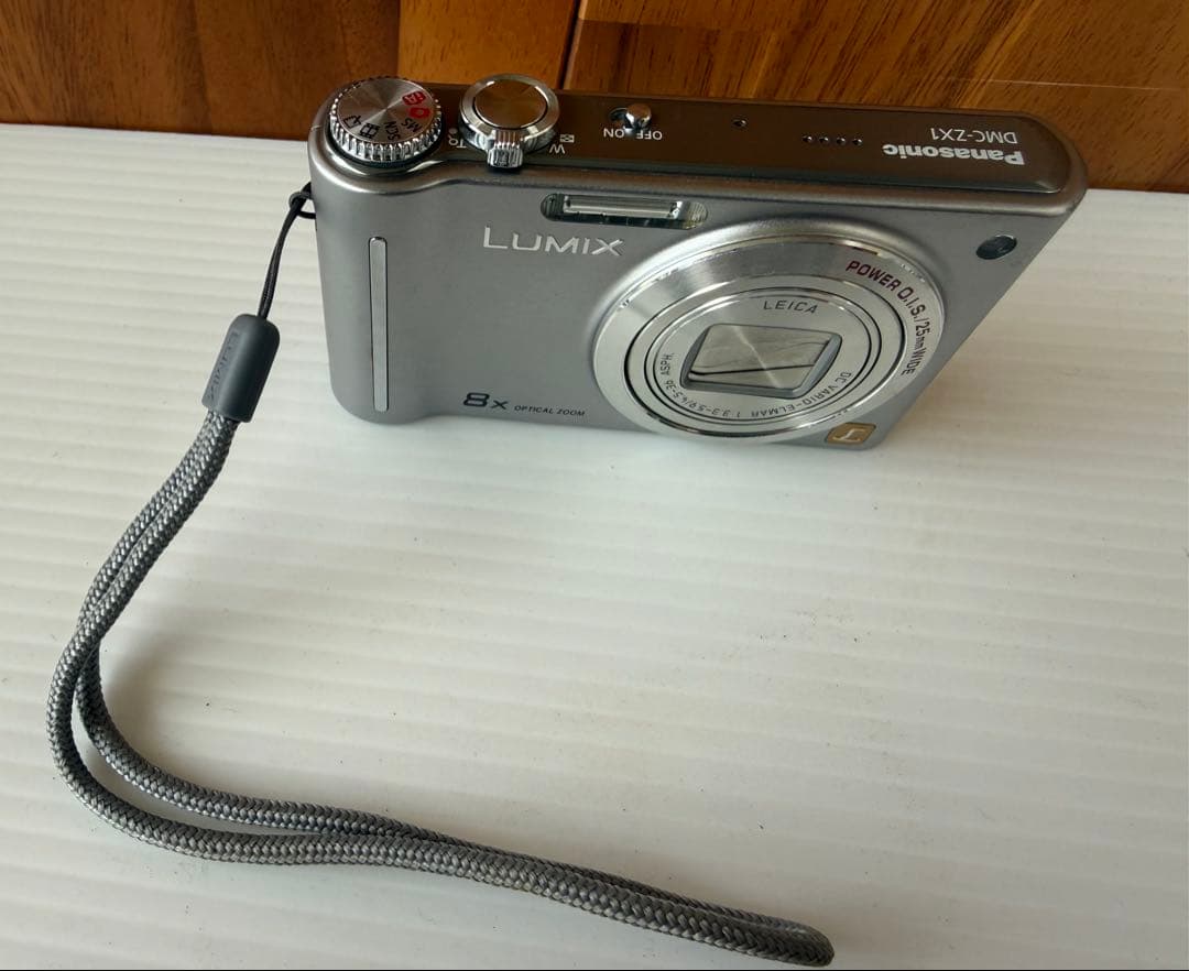 デジタルカメラ Panasonic LUMIX DMC-ZX1(a38)