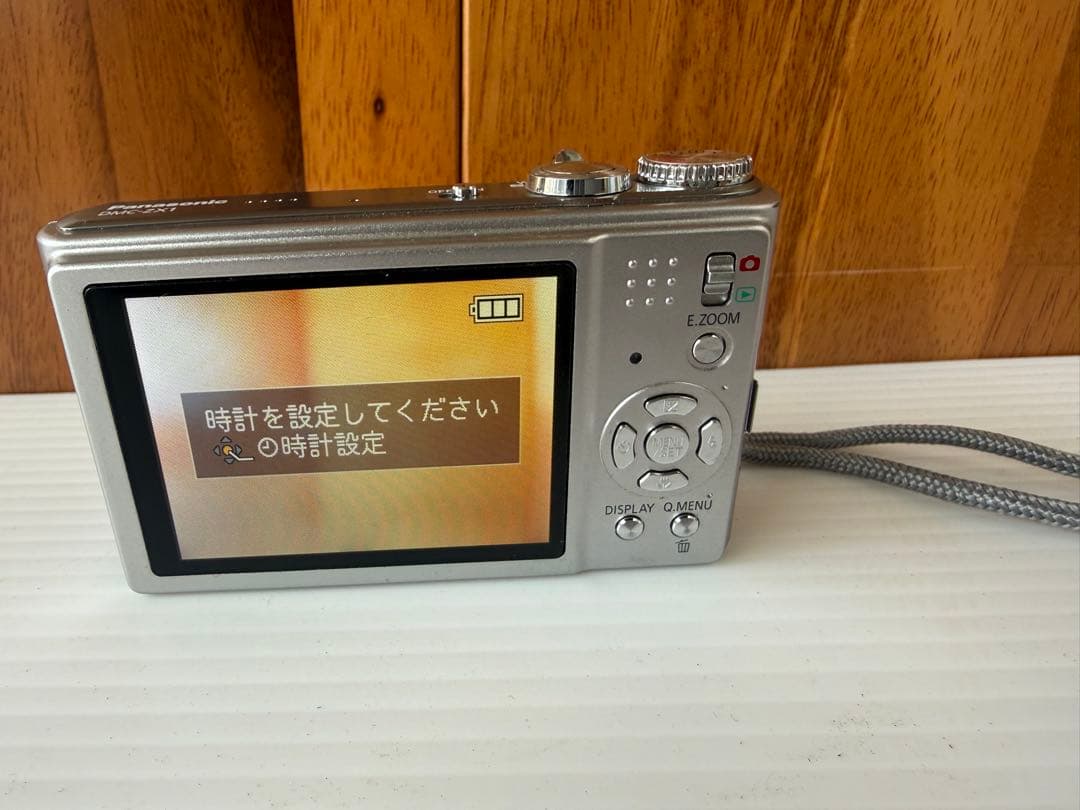 デジタルカメラ Panasonic LUMIX DMC-ZX1(a38)