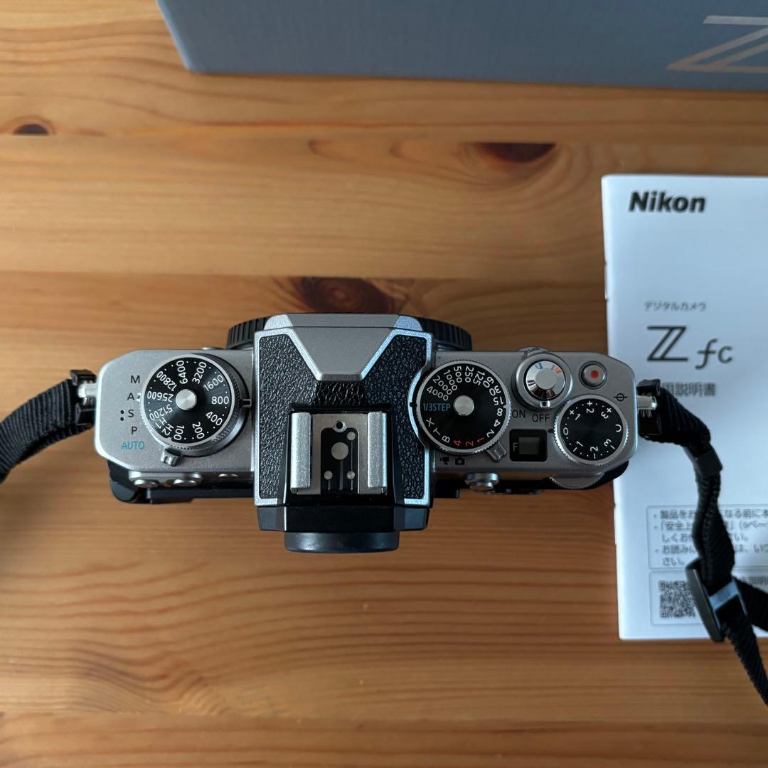 【美品】Nikon Z fc シルバー本体